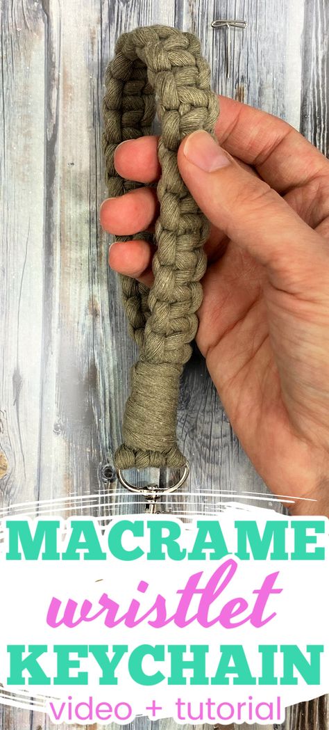 Macrame Wristlet Keychain Diy Tutorial, Wristlet Keychain Diy, Video Friendship, Keychain Diy Easy, Easy Diy Macrame, Macrame Wristlet Keychain, Wristlet Patterns, Keychain Tutorial, Macrame Wristlet