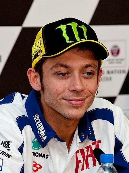 SdoppiamoCupido in libera uscita: MotoGP: è tornato il Valentino Rossi di qualche an... Nicky Hayden, Dr World, Valentino Rossi 46, Great Comebacks, Sports Personality, 1957 Chevrolet, Actors Images, Valentino Rossi, Moto Gp