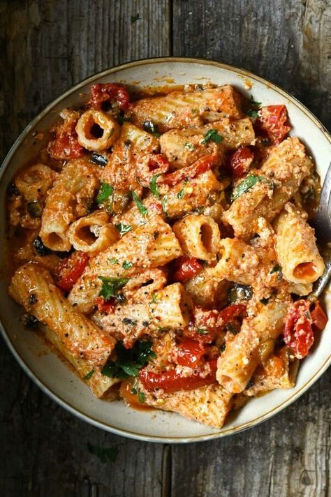 eggplant and sun dried tomato pasta Pasta With Ricotta, Dried Tomato Pasta, Sauteed Eggplant, Sun Dried Tomato Pasta, Eggplant Pasta, Ricotta Pasta, Easy Pasta Dishes, Veggie Pasta, Pasta Dinners