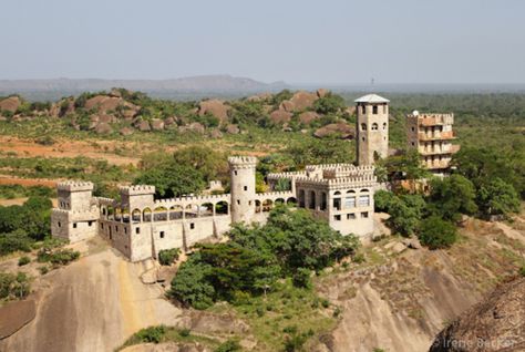 Kajuru German Castle. Kajuru, Kaduna State, Nigeria.    Built in 1978 by Hermann Huebner, an eccentric and visionary german businessman. Mystery Photos, All About Africa, Millennium Park, New Africa, Beautiful Castles, African Countries, West Africa, Tourist Attraction, Great Places