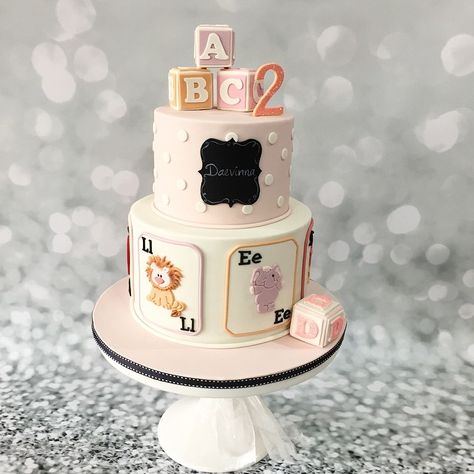 Miss Shortcakes Alphabet Cake, Unique Birthday Cakes, Girly Cakes, Design Cake, Happy Birthday Dear, Kids Cakes, Abc Alphabet, Baby Cakes, Baby Shower Cake Topper