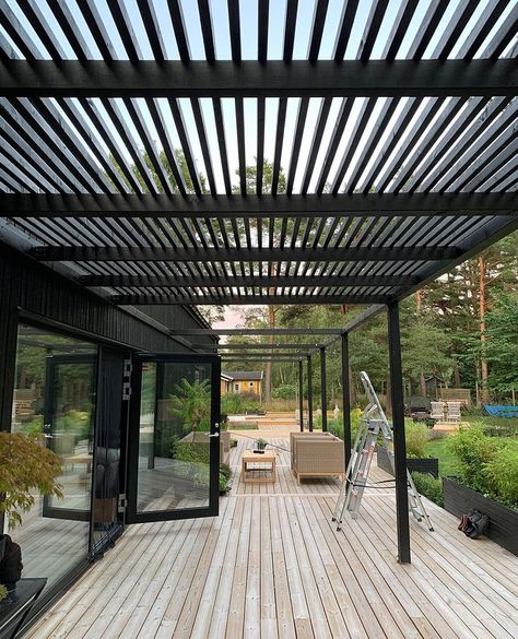 Modern Pergola, Pergola Patio, Design Exterior, Outdoor Pergola, West Village, Home Fashion, Interior Design Tips, Modern House Exterior, Patio Design