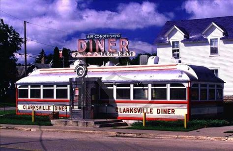 The Clarksville Diner used to be on Rt.1 north of Trenton and is now in Decorah, Iowa. American Diner Exterior, Diner Exterior, Old General Stores, Decorah Iowa, 1950s Diner, 50's Diner, Diner Restaurant, Restaurant Exterior, 50s Diner