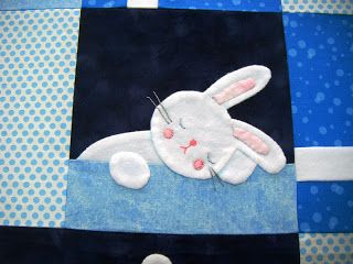 Bunny Quilts, Rabbit Quilt, Easter Quilts, Baby Quilts To Make, New Grandchild, Owl Baby Blankets, Quilting Books, Bunny Quilt, Cot Quilt