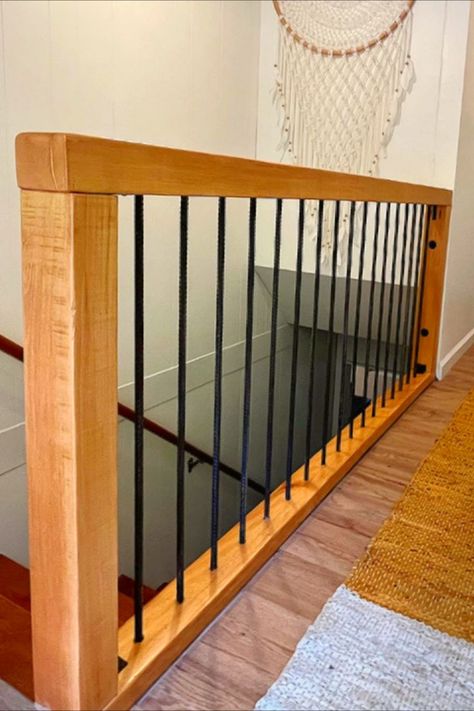 Rebar Railing, How To Make Stairs, Deck Rails, Diy Stair Railing, Deck Balusters, Deck Railing Design, Wood Handrail, Stair Rail, Railings Outdoor