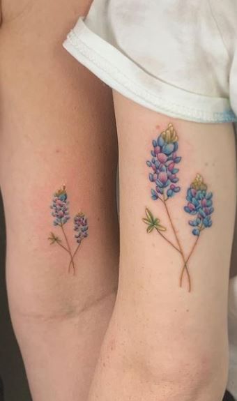 Bluebonnet Tattoos, Blue Bonnet Tattoo, Meaningful Sister Tattoos, Lupine Tattoo, Twin Sister Tattoos, Sister Tattoos Ideas, Sister Symbol Tattoos, Kintsugi Tattoo, Bluebonnet Tattoo