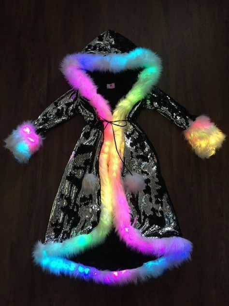 Galaxy Outfit, Harry Styles Nails, Imagine Dragons, Girls Fashion Clothes, Kawaii Clothes, Rave Outfits, Burning Man, Teen Fashion Outfits