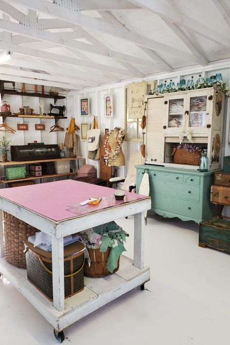 studio photography, photography, sewing, linen Sarah Chitwood, Vintage Craft Room, Vintage Sewing Rooms, Sewing Shed, Where Women Create, Mismatched Furniture, Sewing Room Inspiration, Shed Decor, Craft Shed