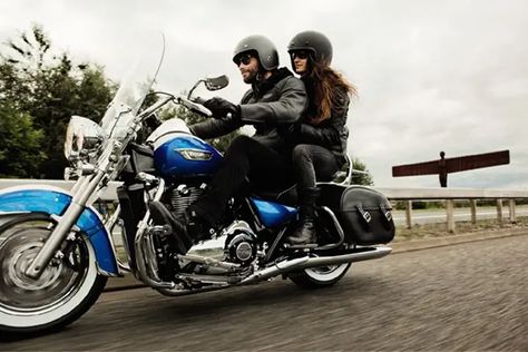 TRIUMPH THUNDERBIRD 1700 LT (2014 - 2018) Review | MCN Triumph Thunderbird, Cruiser Motorcycle, Dual Sport, Bike Reviews, Long Trips, Motorcycles For Sale, Wind Screen, New Adventures, Oklahoma