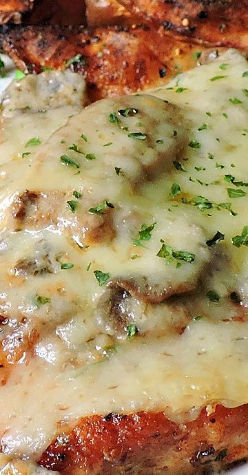 Creamy Swiss Chicken, Swiss Chicken, Soul Food Recipes, The English Kitchen, Swiss Style, English Kitchen, Chicken Entrees, Turkey Dishes, Chicken Main Dishes