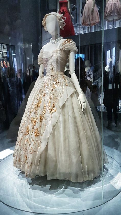 Princess Margaret's 21st birthday dress, designed by Dior himself, is one of the showpieces in the Dior: Designer of Dreams exhibition at the Victoria and Albert  Princess Margaret: Royal Fashion Icon- Margaret Rose, sister to Queen Elizabeth II, was known for her fashion and sartorial choices, and led British fashion trends! | An Historian About Town M 21st Birthday Dress, Dior Designer Of Dreams, Birthday Dress 21st, Margaret Rose, Uk Trip, Museum Fashion, Couture Gown, Dior Designer, Royal Dresses