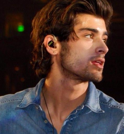 Zayn Mlik, Zayn Malik Style, Zayn Malik Photos, Hairstyle Examples, Zayn Malik Pics, 1d And 5sos, Hottest Guy Ever, Zayn Malik, Good Looking Men