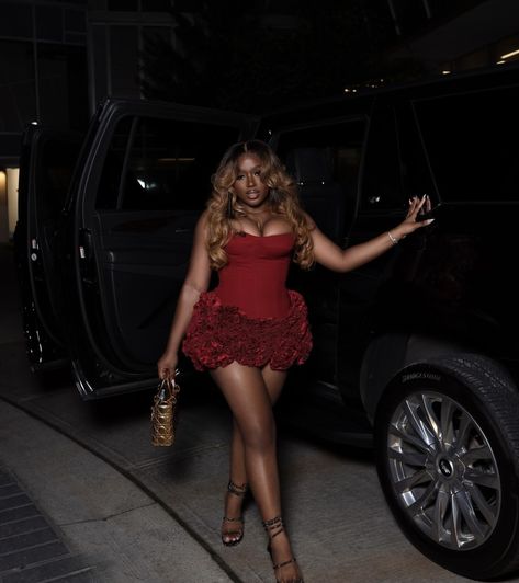 Birthday Fits Baddie, 18th Outfit, Night Fits, 18th Birthday Outfit, 2024 Wardrobe, 21st Birthday Outfits, Red Birthday, Black Truck, Corset Outfit