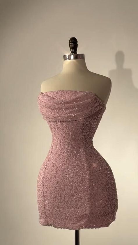 Glam Dresses Short, 18th Birthday Party Pink, Glam Dress Short, Party Pink Dress, 18th Birthday Dress, Tight Pink Dress, Birthday Party Pink, Fancy Short Dresses, Glittery Dress