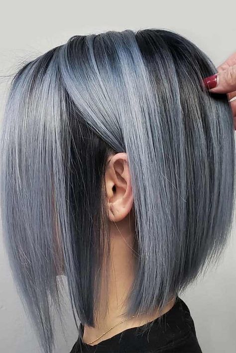 Bob Haircut Ideas, Stacked Bob, Stacked Bob Haircut, Choppy Bob Hairstyles, Silver Hair Color, Long Bob Haircuts, Gray Hair Highlights, Makijaż Smokey Eye, Grey Hair Color