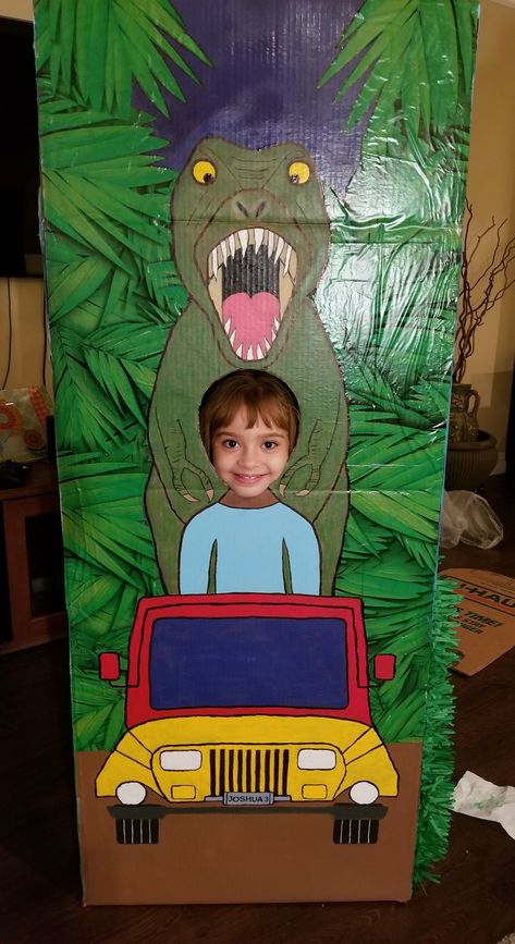 T-rex photo prop Dinosaur Photo Prop, Dino Photo Booth, Dinosaur Decorations Party, Dinosaur Photo Booth, Fête Jurassic Park, Dinosaur Activities Preschool, Jurassic Park Party, Dinosaur Birthday Theme, Dinosaur Projects