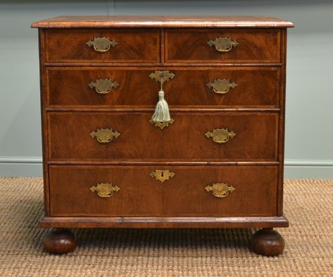 Furniture Terminology, English Antique Furniture, Fine Antique Furniture, Oak And Walnut, Antique Furniture For Sale, Rural House, English Country Style, Antique Chest, English Furniture