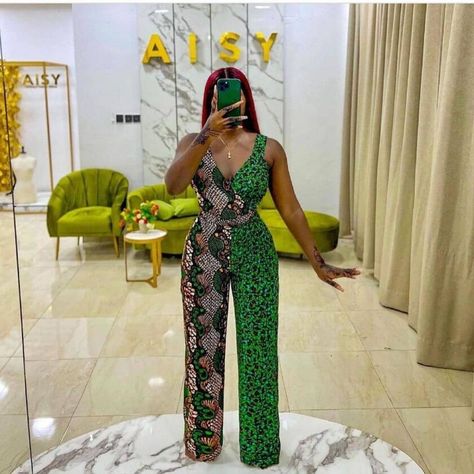 2021 Beautiful Ankara Jumpsuit and Trouser Styles. - Ladeey Ankara Jumpsuits For Women, Jumpsuit For Ladies, Ankara Jumpsuit Styles, Jumpsuit Ideas, African Print Jumpsuit, Ankara Jumpsuit, Ankara Dress Designs, Ankara Short, African Fabric Dress