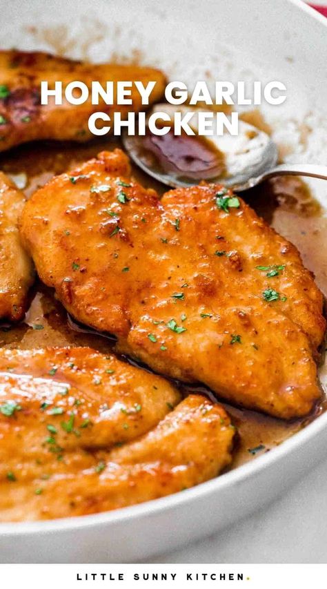 Sweet And Spicy Honey Chicken, Honey Glazed Chicken Recipes, Single Chicken Breast Recipe, Stove Chicken Recipes, Honey Soy Sauce Chicken, Chicken Breast Sauce, One Pan Chicken Dinner, Honey Chicken Breast, Honey Garlic Chicken Breast