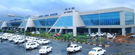 Calicut International Airport duty free - https://www.dutyfreeinformation.com/calicut-international-airport-duty-free/ Calicut Airport, Air India Express, Hajj Pilgrimage, Airport Parking, Air India, God's Own Country, Airline Tickets, Roof Solar Panel, Business Class