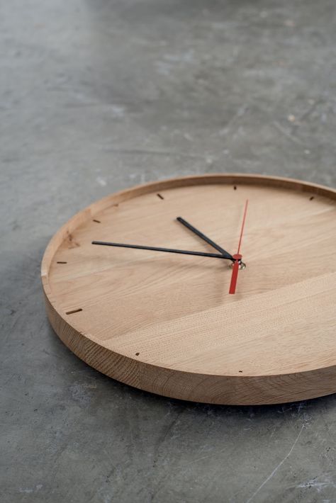 Large Wooden Clock, Wood Clock Design, Farmhouse Wall Clock, Rustic Clock, Diy Wall Clock, Oak Wall, Oversized Wall Clock, Diy Clock Wall, Wall Wood