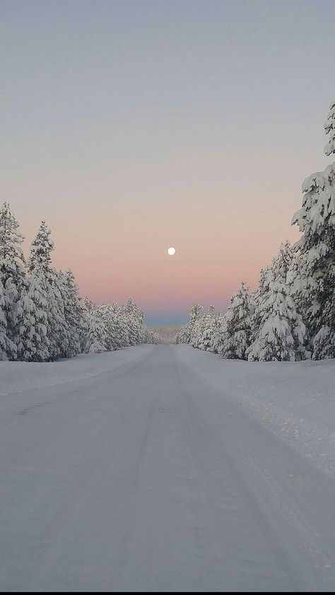 Photo by Justin Angell (January "Iconic Idaho" Photo Contest Winner - 2017) Snowy Aesthetic Background, Asthetic Wall Pictures Winter, Snow Ipad Wallpaper, Sunsets In Winter, February Winter Aesthetic, January Aesthetic Photography, Winter Aesthetic No Snow, Cute Winter Phone Backgrounds, Ipad Winter Wallpaper Aesthetic