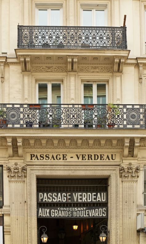 Front Balcony Ideas, Paris Lookbook, Vintage Tea Rooms, Boutique Hotel Paris, Louvre Pyramid, Paris Vogue, Wooden Facade, Furniture Boutique, Sipping Tea