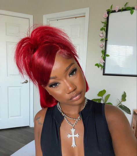 Red Hair With Bangs, Colorful Wigs, Red Bob, Fire Hair, Frontal Wig Hairstyles, Honey Brown Hair, Dyed Hair Inspiration, Protective Hairstyles Braids, Pretty Hair Color