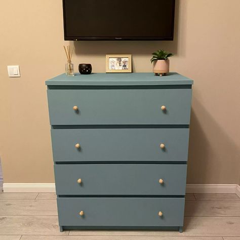 Best IKEA MALM Dresser Hacks Anyone Can Complete Painted Ikea Malm Drawers, Painting Ikea Malm Dresser, Painting Malm Dresser, Painted Malm Drawers, Paint Malm Dresser, Malm Upgrade, Ikea 4 Drawer Dresser, Malm Upcycle, Malm Upcycling