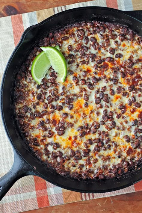 Black Bean Skillet, Zucchini Corn Fritters, Meatless Chili, Emily Bites, Zucchini Corn, Bean Dishes, Dinner Ingredients, Black Bean Recipes, Beans Beans