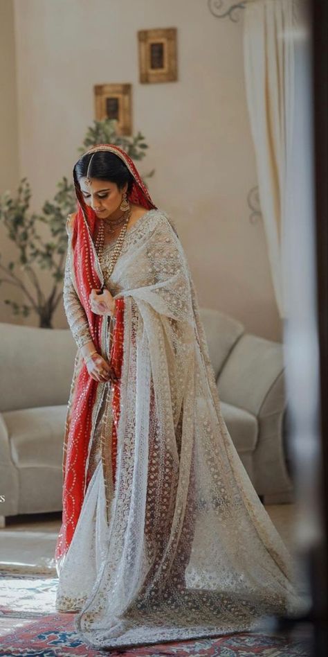 Pin by Mamoona Qayyum on Saree | Indian bridal dress, Party wear indian dresses, Pakistani bridal dresses Nikkah Saree White, Brides In Saree With Dupatta, Red And White Bridal Saree, Akdh Outfit Bride, Wedding Saree With Veil, Akdh Outfit, Saree With Veil, Nikkah Saree, Nikah Veil