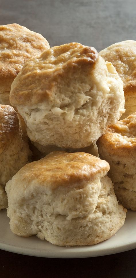 Air fryer easy buttermilk biscuits recipe. Very easy and delicious buttermilk biscuits cooked in an air fryer. #airfryer #breakfast #biscuits #recipes #food #desserts via @slavabondarev Air Fryer Buttermilk Biscuits, Air Fried Biscuits, Air Fryer Biscuits Homemade, Air Fryer Biscuit Recipes, Ninja Dual Air Fryer Recipes Uk, Air Fryer Biscuits, Air Fryer Dessert Recipes, Easy Buttermilk Biscuits, Air Fryer Recipes Uk