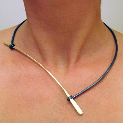 Neck Piece, A Necklace, Contemporary Jewellery, Cool Stuff, Contemporary Jewelry, Leather Necklace, Modern Jewelry, Leather Cord, Metal Jewelry