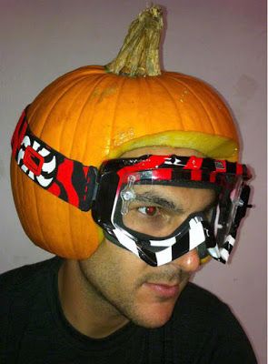 Pumpkin Helmet! Happy Halloween #cyclecrunch #helmethead #pumpkins Halloween Motorcycle, Chipped Beef Dip, Dirt Bike Helmets, Cool Motorcycle Helmets, Chipped Beef, Helmet Head, Custom Motorcycle Helmets, Motorcross Bike, Custom Helmets