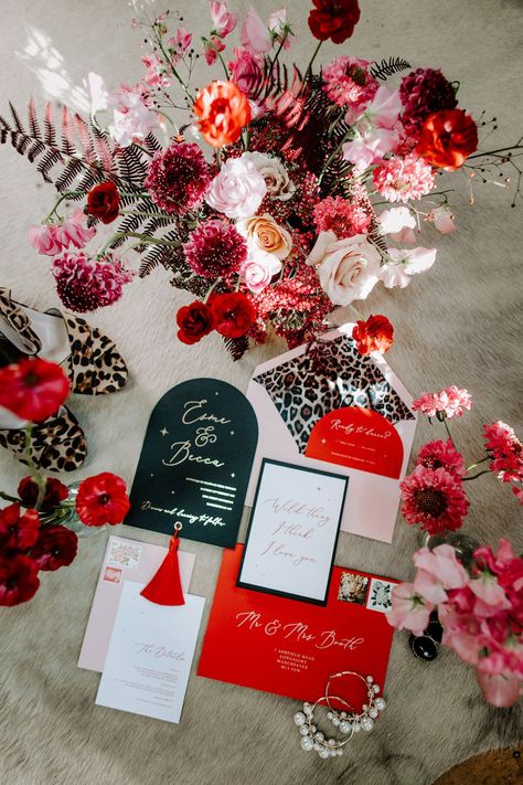 Leopard Print Wedding Theme, Black Red Pink Wedding, Bright Red Wedding Theme, Bright Pink Wedding Flowers, Cheetah Wedding, Wedding Dress Long Veil, Hosting Era, Red And Leopard Print, Red And Pink Wedding