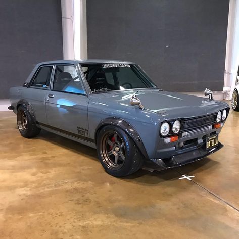 DATZLLA - 1972 Datsun 510, 2 Door, Jeep Anvil Grey Datsun 1600, Datsun Pickup, Asian Muscle, Datsun Car, Build Inspiration, Nissan Trucks, Turning Japanese, Datsun 510, Datsun 240z