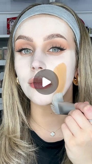 People Doing Makeup, Make Up Videos Full Face, Full Face Makeup Videos, Whole Face Makeup, Makeup Looks Videos, Makeup Looks Crazy, Makeup Videos Full Face, Where To Put Makeup On Face, Makeup Gone Wrong