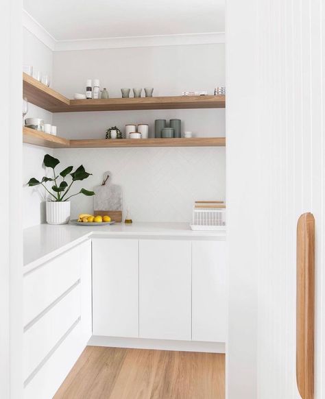 Pantry Open Shelving, White And Timber Kitchen, Kitchen Butlers Pantry, Pantry Layout, Pantry Decor, Timber Kitchen, Kitchen Benchtops, Butlers Pantry, Kitchen Pantry Design