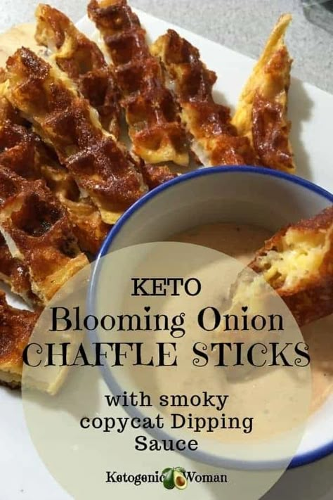 Keto Blooming Onion, Keto Chaffle, Blooming Onion, Waffle Maker Recipes, Keto Desserts, Waffle Recipes, Keto Bread, Low Carb Keto Recipes, Onion Rings