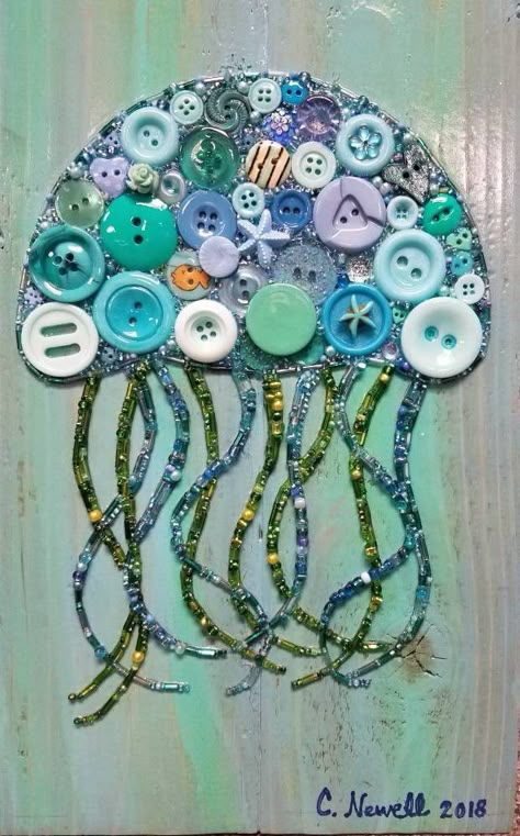 Button Art Projects, Button Creations, Ocean Home, Ocean Home Decor, Art Perle, Vintage Jewelry Art, Unique Beach, Jelly Fish, Ocean Decor