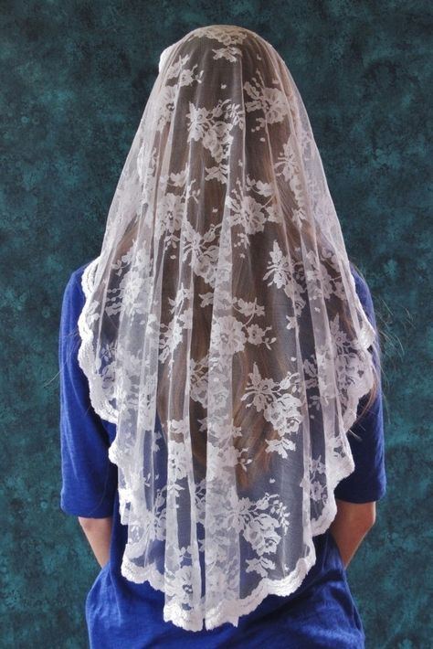 Immaculate Conception Of Mary, Veil Diy, Christian Veils, Chapel Veil Catholic, Roses And Daisies, Lace Mantilla Veil, Catholic Veil, Communion Veils, Lace Mantilla