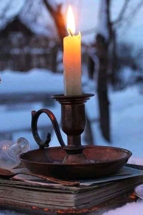 Imbolc Aesthetic, Candlelight Aesthetic, Window Candles, Old Candles, Candles Photography, Candle Aesthetic, Aesthetic Christmas, Photography Aesthetic, Candle Magic