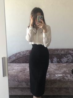 Pencil Skirt Blouse Outfit, Long Skirt Corporate Attire, Formal Attire Outfits For Women, Skirt And Blouse Work Outfit, Business Casual Outfits For Women Pencil Skirt, Long Skirt Formal Outfit Business, Long Black Skirt Outfit Professional, Pencil Skirt Outfits Formal, Pencil Skirt Fits