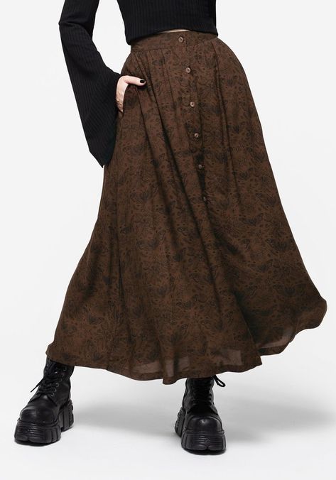 Black Linen Skirt Outfit, Brown Maxi Skirt Outfit, Brown Flowy Skirt, Dark Cottagecore Fashion, Brown Wardrobe, Button Up Midi Skirt, Midi Skirt Outfits, Flowy Fashion, Solarpunk Fashion