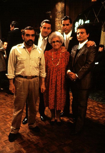 "Goodfella's" - behind the scenes Lorraine Bracco, Martin Scorsese Movies, Joe Pesci, Gangster Films, Ian Curtis, Ray Liotta, Gangster Movies, Laura Palmer, Sean Penn