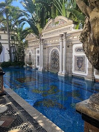 Million mosaic pool built by Gianni Versace at Casa Casuarina in Miami Beach, Florida. Exterior Mansion, Versace Miami, Casa Casuarina, Castle House Design, Mansion Exterior, House Dream, Casa Vintage, Miami Beach Florida, Mosaic Pool