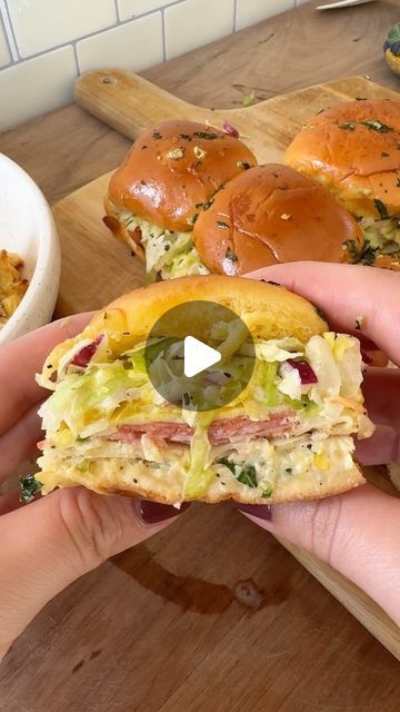 Charcuterie Board Sliders, Italian Sliders Sandwich Recipes, Chopped Sliders, Italian Grinder Sandwich Recipes, Grinder Sliders, Grinder Sandwiches, Grinder Sandwich, Pizza Slider, Slider Sandwiches