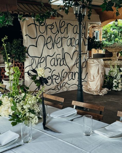 crisp and classic moments for Aleisha’s bridal shower. handpainted backdrop, florals & styling all by us @freshcreativestyling at one of our favourite spaces @olivello.restaurant 🍃🍾🦢🫧💍 #bridalshower #handpaintedbackdrop #ladieslunch #eventstyling #sydneyeventstylist #sydneystylist #bridalshowerinspiration #greenandwhite Bachelorette Decorations Classy, Dinner Party Bridal Shower Ideas, Diy Engagement Sign, Perfect Pair Bridal Shower Ideas, Rip Bridal Shower Theme, Feminine Bridal Shower Ideas, Simple Bachelorette Decor, Bridal Shower At Restaurant, Bridal Shower Restaurant