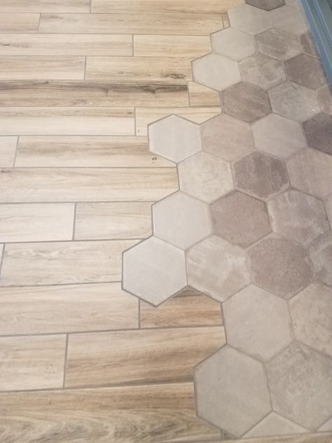 Honeycomb Tile To Wood Floor, Hexagon Tile With Wood Floor, Honeycomb Tile Kitchen Floor, Honeycomb Kitchen Floor, Hexagon Tile To Wood Transition, Kitchen Tile Floor Trends 2023, Honeycomb Tile Kitchen, Tile Transition To Tile, Wood To Tile Transition Kitchen