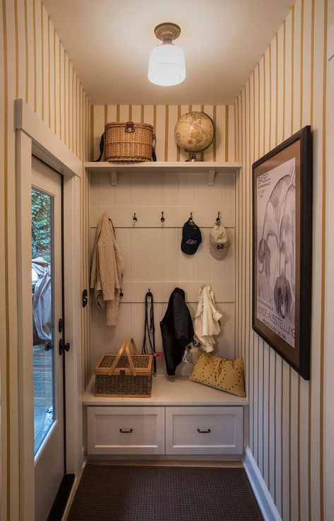 unheated mudroom ideas . #mudroomideas Bungalow Entryway, Entry Hall Furniture, Traditional Entry, Small Mudroom Ideas, Entrance Hall Decor, Hall Furniture, Mudroom Design, Entry Hallway, House With Porch